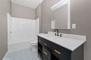 15688 Kingswood, Victorville, CA 92392 - Photo 11