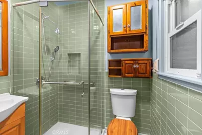 4930 Chesley, View Park, CA 90043 - Photo 37