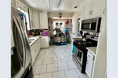 2925 San Francisco, Long Beach, CA 90806 - Photo 9