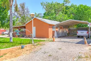 10527 60th St, Jurupa Valley, CA 91752 - Photo 7