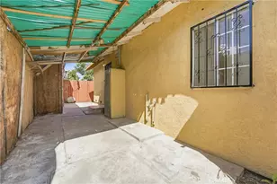 9603 Holmes Ave, Los Angeles, CA 90002 - Photo 25