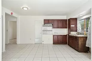 9603 Holmes Ave, Los Angeles, CA 90002 - Photo 9