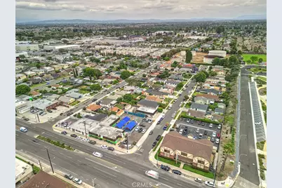 2715 E 56th Street, Long Beach, CA 90805 - Photo 23