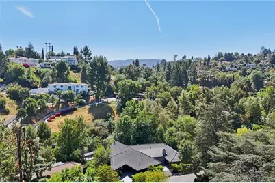 4900 Queen Victoria, Woodland Hills, CA 91364 - Photo 51