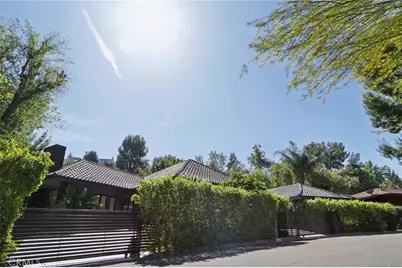 4900 Queen Victoria, Woodland Hills, CA 91364 - Photo 59