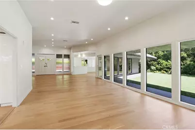 4900 Queen Victoria, Woodland Hills, CA 91364 - Photo 17