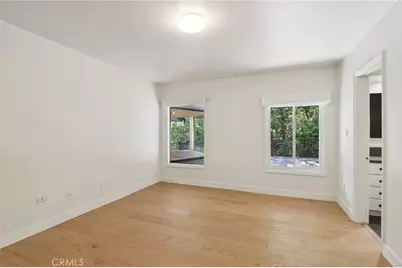 4900 Queen Victoria, Woodland Hills, CA 91364 - Photo 35