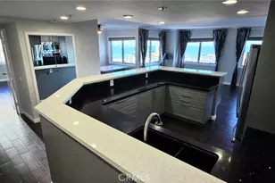 525 E Seaside Way, Long Beach, CA 90802 - Photo 1