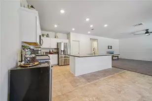 14201 Fir St, Oak Hills, CA 92344 - Photo 17