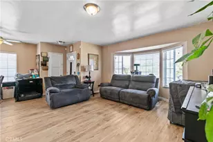 132 W 52nd St, Long Beach, CA 90805 - Photo 29