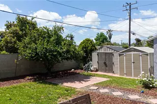 132 W 52nd St, Long Beach, CA 90805 - Photo 15