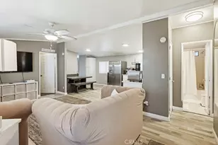 7101 Rosecrans, Paramount, CA 90723 - Photo 3