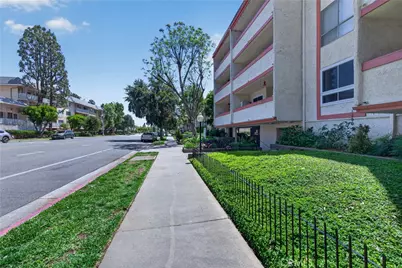 2444 E Del Mar Boulevard #208, Pasadena, CA 91107 - Photo 33