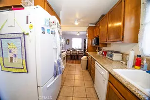 71 W Dameron, Long Beach, CA 90805 - Photo 19