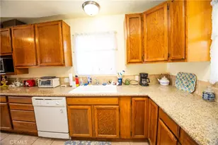 71 W Dameron, Long Beach, CA 90805 - Photo 17