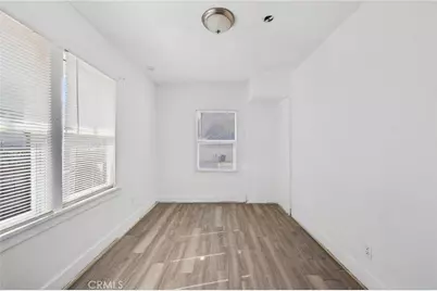 247 E 80th Street, Los Angeles, CA 90003 - Photo 15