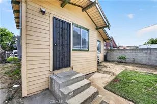 247 E 80th St, Los Angeles, CA 90003 - Photo 17