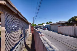 8006 Hooper, Los Angeles, CA 90001 - Photo 35