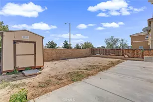 8991 Guadalupe, Oak Hills, CA 92344 - Photo 27