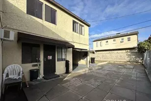 812 N Ridgewood, Los Angeles, CA 90038 - Photo 3