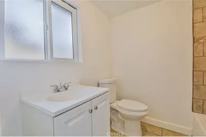 1712 E 57th, Los Angeles, CA 90058 - Photo 17