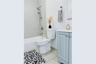 1301 E Pacific Coast, Wilmington, CA 90744 - Photo 15