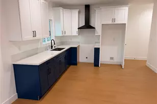 8405 McKinley Ave, Los Angeles, CA 90001 - Photo 11