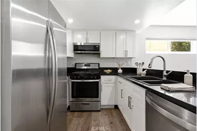 18209 Sierra Highway #30, Canyon Country, CA 91351 - Photo 17
