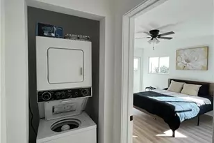 1441 S Cloverdale, Los Angeles, CA 90019 - Photo 15