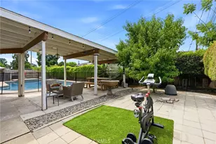 1237 S Clover, Visalia, CA 93277 - Photo 33