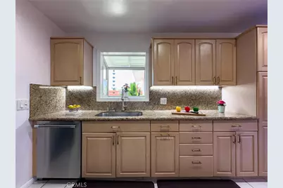 16042 Warren, Huntington Beach, CA 92649 - Photo 9
