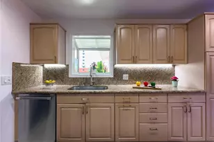 16042 Warren, Huntington Beach, CA 92649 - Photo 9