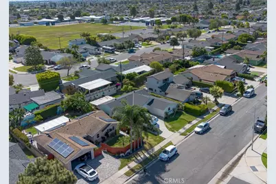 16042 Warren, Huntington Beach, CA 92649 - Photo 63