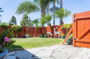 16042 Warren, Huntington Beach, CA 92649 - Photo 3