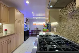 16042 Warren, Huntington Beach, CA 92649 - Photo 13