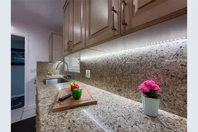 16042 Warren, Huntington Beach, CA 92649 - Photo 11