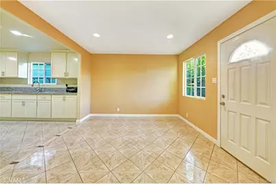 8622 S Fir Avenue, Los Angeles, CA 90002 - Photo 15