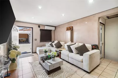 549 Williamson, Los Angeles, CA 90022 - Photo 9