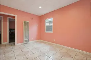 2141 E Oris St, Compton, CA 90222 - Photo 9