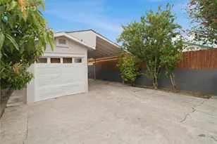 2141 E Oris St, Compton, CA 90222 - Photo 3