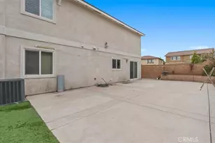 16912 Backwater Ln, Fontana, CA 92336 - Photo 35