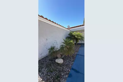 1739 E Avenue R6, Palmdale, CA 93550 - Photo 5