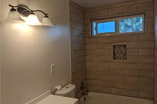 21719 Hawaiian, Hawaiian Gardens, CA 90716 - Photo 19