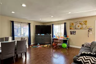 355 W 84th, Los Angeles, CA 90003 - Photo 9