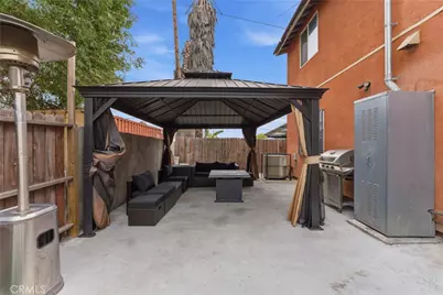 321 111 Place, Los Angeles, CA 90061 - Photo 33