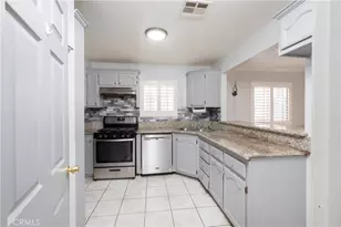 4754 Santa Ana, Cudahy, CA 90201 - Photo 5