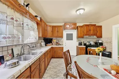 1131 Echo Park Ave, Los Angeles, CA 90026 - Photo 13