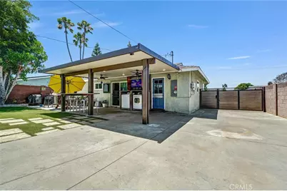 8082 San Hacienda Cir, Buena Park, CA 90620 - Photo 23