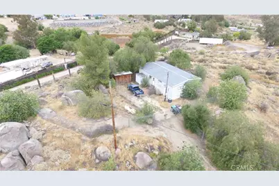 21720 John, Perris, CA 92570 - Photo 9