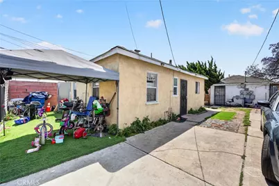209 W 89th, Los Angeles, CA 90003 - Photo 33